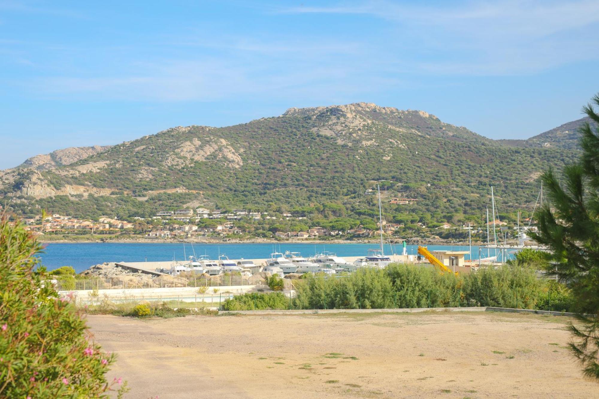 לומיו Appartement La Balagne , Bord De Mer, Grande Terrasse, Sant'Ambroggio מראה חיצוני תמונה