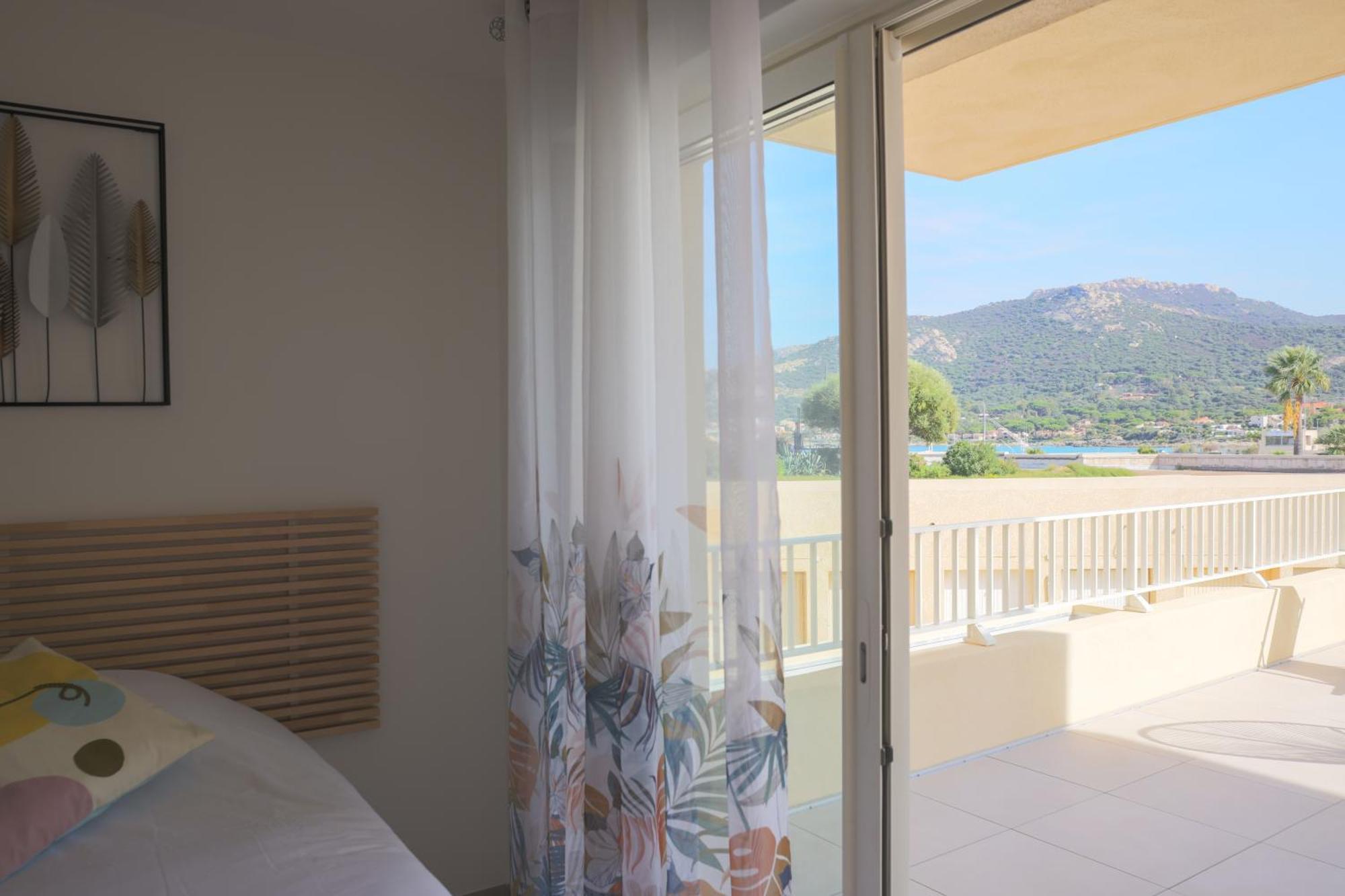 לומיו Appartement La Balagne , Bord De Mer, Grande Terrasse, Sant'Ambroggio מראה חיצוני תמונה