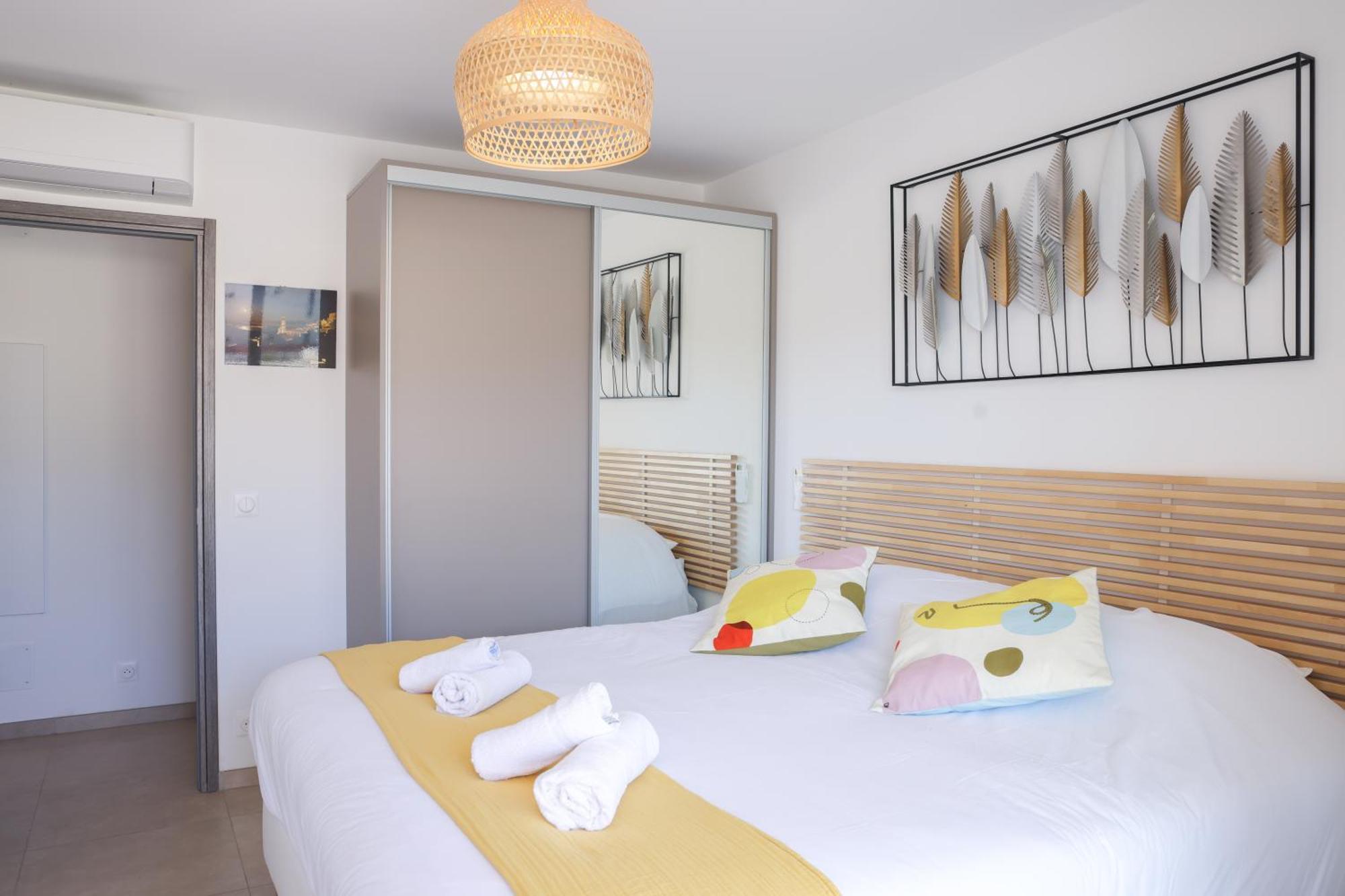 לומיו Appartement La Balagne , Bord De Mer, Grande Terrasse, Sant'Ambroggio מראה חיצוני תמונה